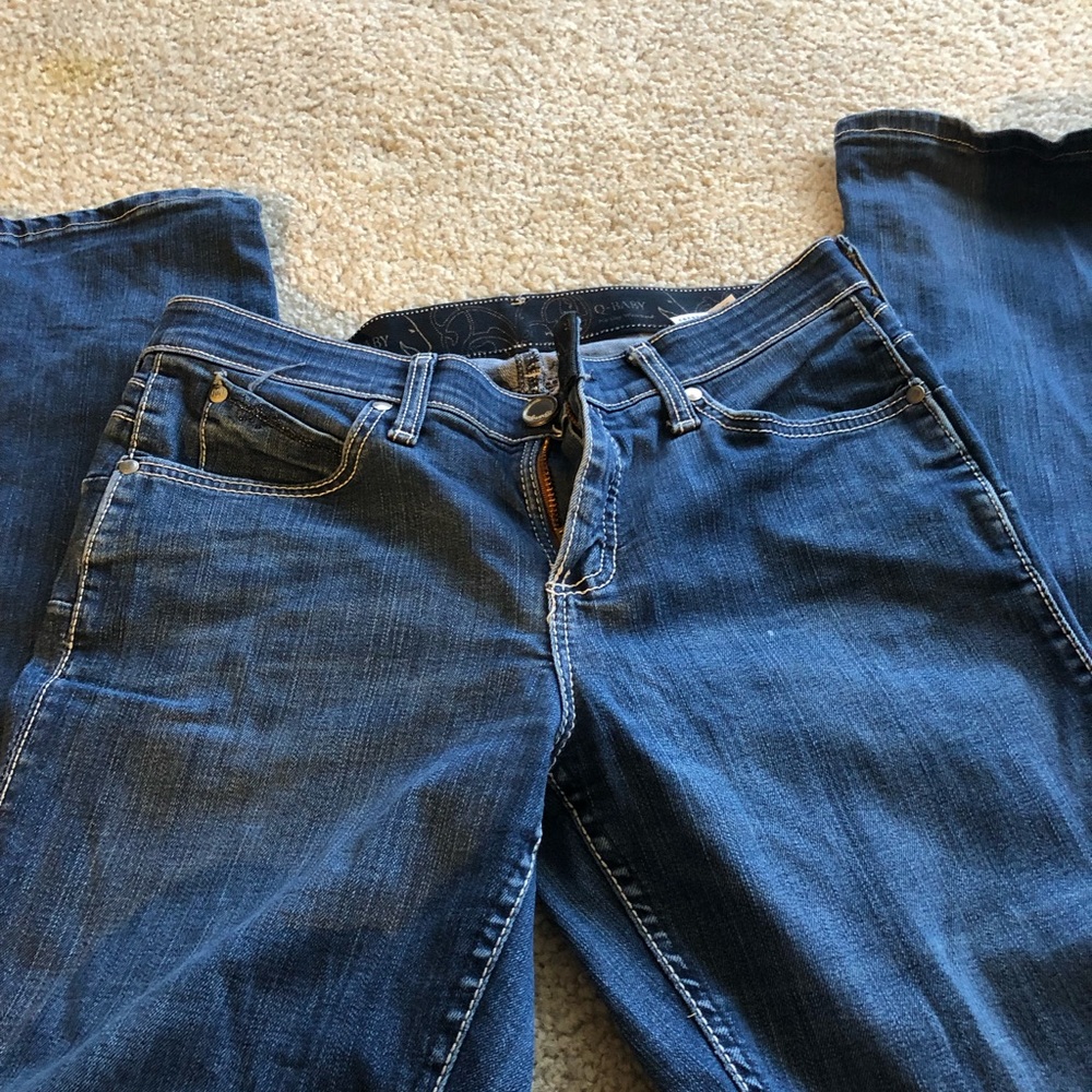 Wranglers Booty-up Jeans size 5/6 (29)